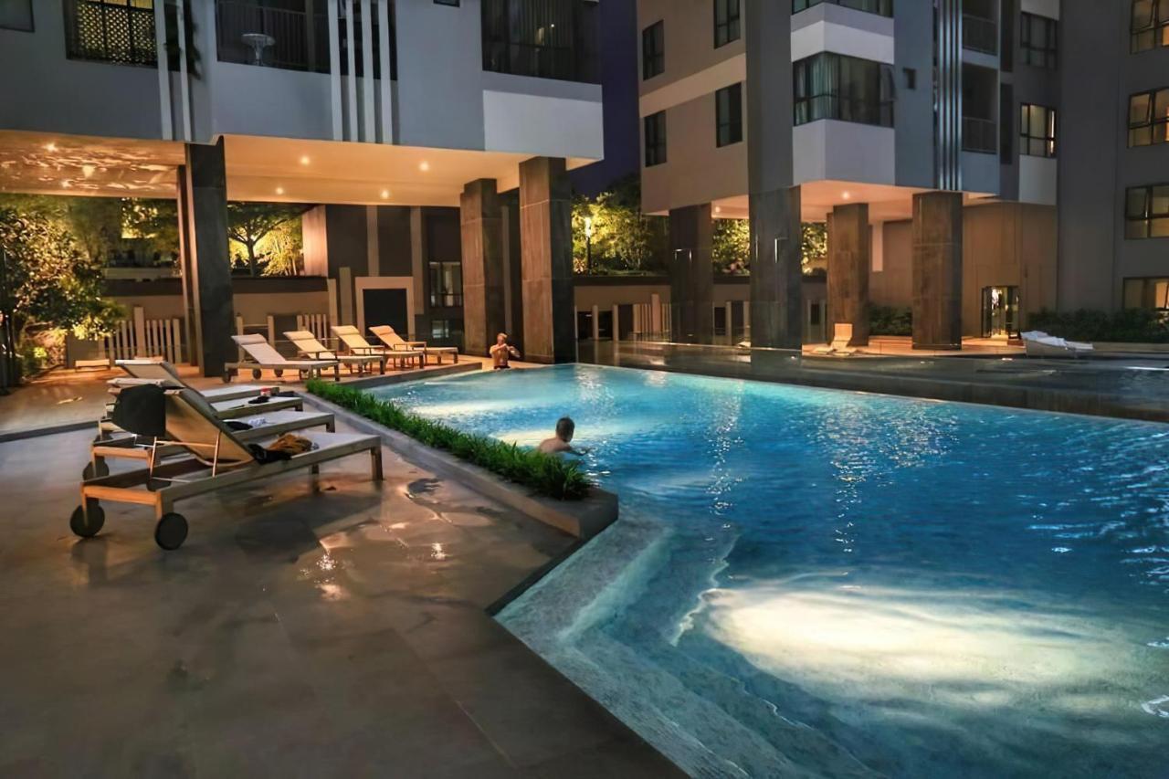 Great Location With Infinity Pool -Central Pattaya Apartment Exterior photo